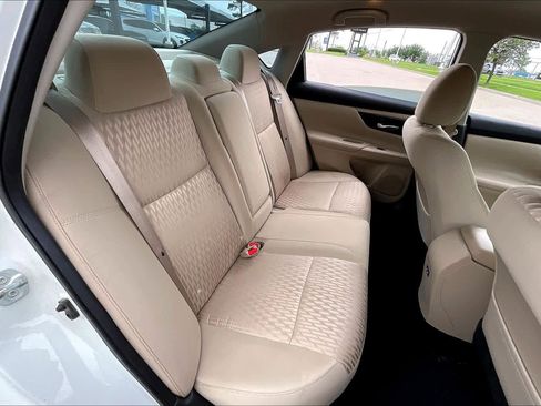Used 2017 Nissan Altima 2.5 S w/ Power Driver Seat Package image 19