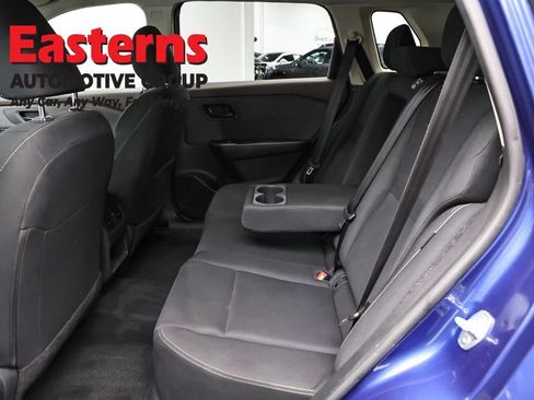 Used 2023 Nissan Rogue S AWD/4WD image 22
