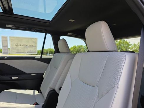 New 2026 Lexus TX 350 AWD image 18