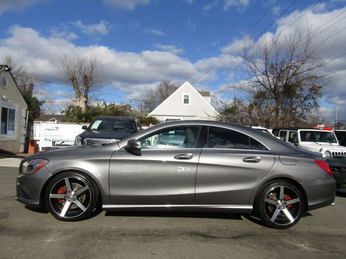 Used 2015 Mercedes-Benz CLA 250 image 8