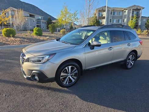 Used 2019 Subaru Outback 2.5i Limited AWD/4WD image 5