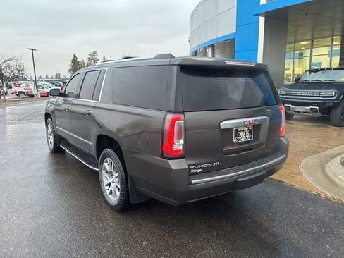 Used 2019 GMC Yukon XL Denali w/ Open Road Package image 7