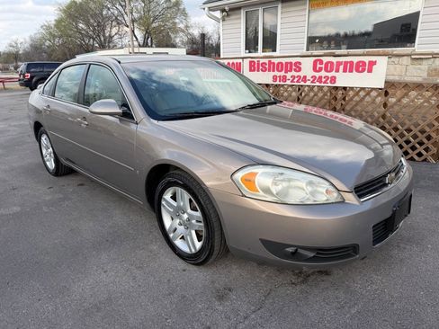 Used 2007 Chevrolet Impala LT image 2