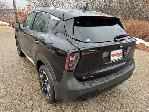 New 2026 Nissan Kicks SV w/ SV Premium Package image 5