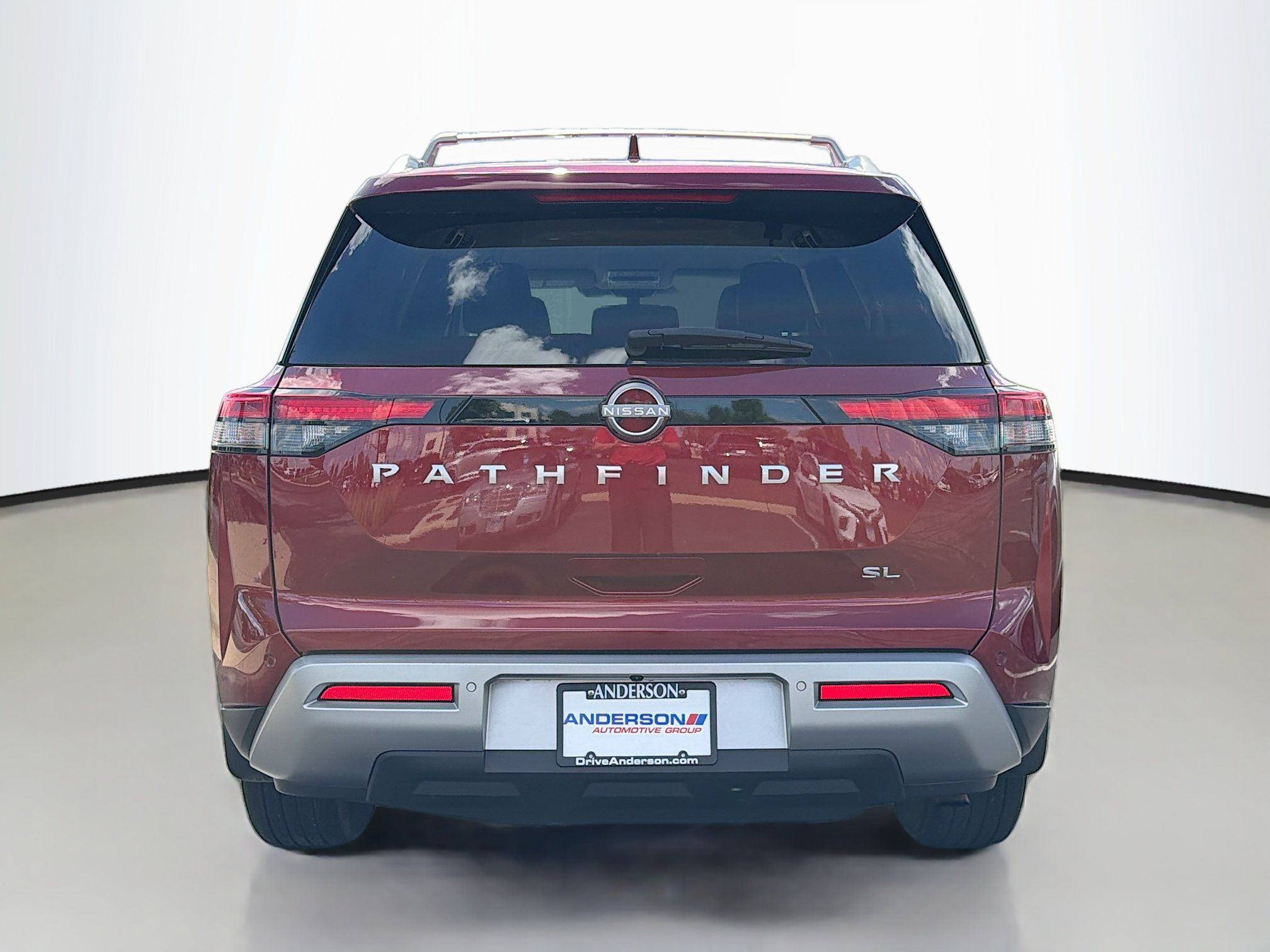 Used 2024 Nissan Pathfinder SL FWD image 19