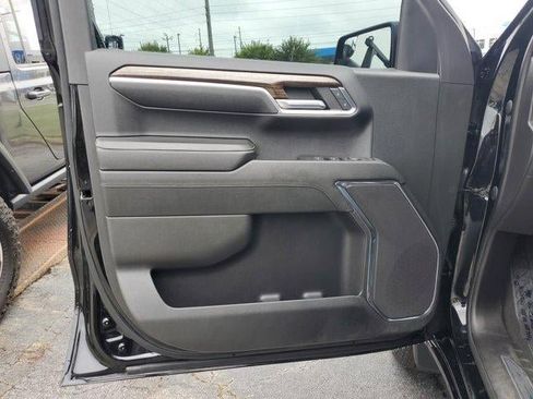 Used 2023 GMC Sierra 1500 Elevation w/ X31 Off-Road Package AWD/4WD image 19