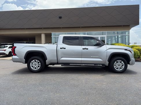 Used 2024 Toyota Tundra SR5 AWD/4WD image 4