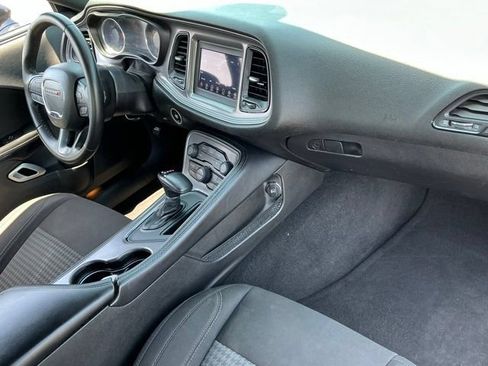 Used 2023 Dodge Challenger SXT RWD image 18