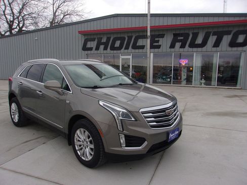 Used 2018 Cadillac XT5 AWD image 1