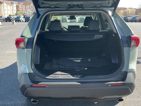Used 2022 Toyota RAV4 XLE Premium w/ Carpet Mat Package (TMS) image 9