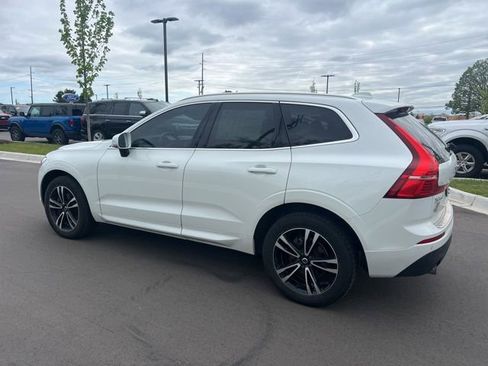 Used 2020 Volvo XC60 T5 Momentum w/ Protection Package Premier AWD/4WD image 6