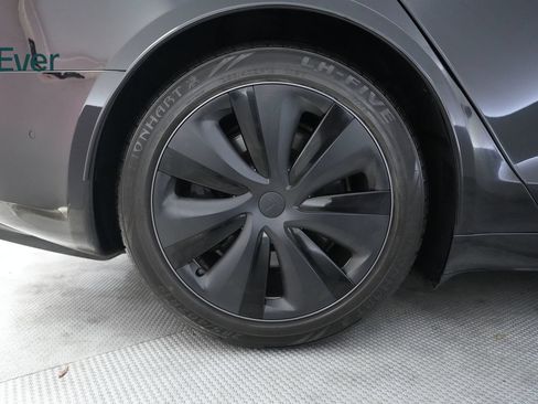 Used 2023 Tesla Model S AWD/4WD image 22