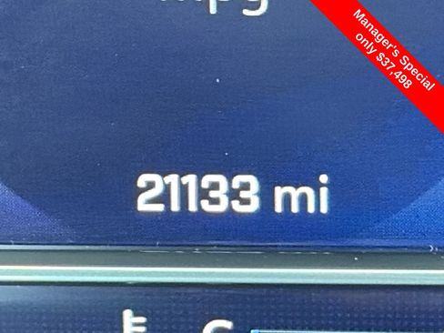 Used 2024 Chevrolet Silverado 1500 LT AWD/4WD image 19