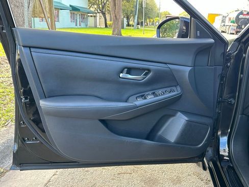 Used 2020 Nissan Sentra S image 22