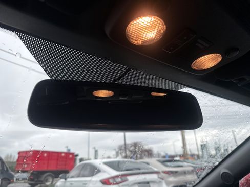 Used 2016 Ford Mustang Premium image 16