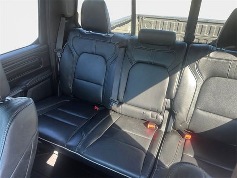 Used 2022 RAM 1500 Limited image 9