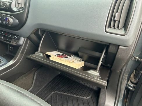 Used 2015 Chevrolet Colorado Z71 image 26