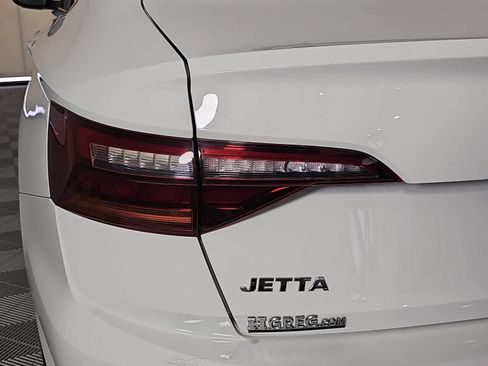 Used 2019 Volkswagen Jetta SEL Premium FWD image 31