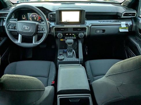 Used 2025 Toyota Tacoma SR5 image 18