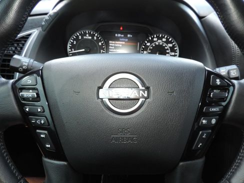 Used 2022 Nissan Armada SV w/ SV Appearance Package RWD image 28