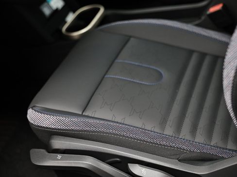 New 2026 MINI Cooper S image 21