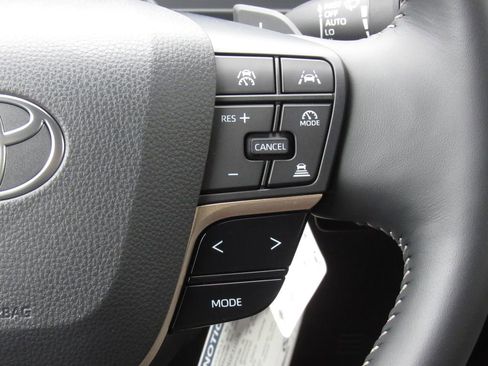 New 2026 Toyota Crown Signia image 28