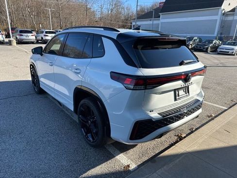 New 2026 Volkswagen Tiguan SE R-Line image 5