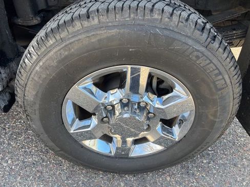 Used 2018 GMC Sierra 3500 Denali image 15