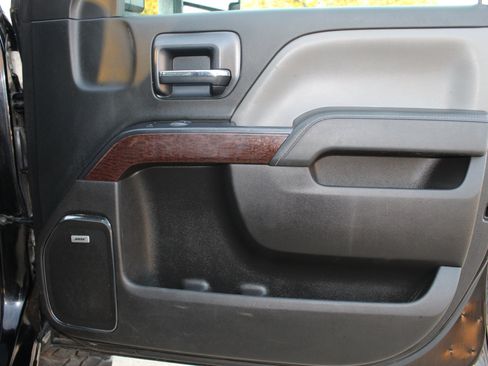 Used 2015 GMC Sierra 2500 SLT w/ Duramax Plus Package image 20