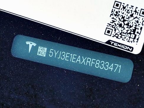 Used 2024 Tesla Model 3 Standard Range image 40