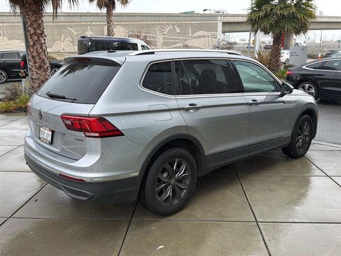 Used 2023 Volkswagen Tiguan SE image 6
