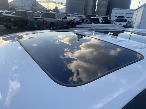 Certified 2022 Chevrolet Traverse High Country image 19