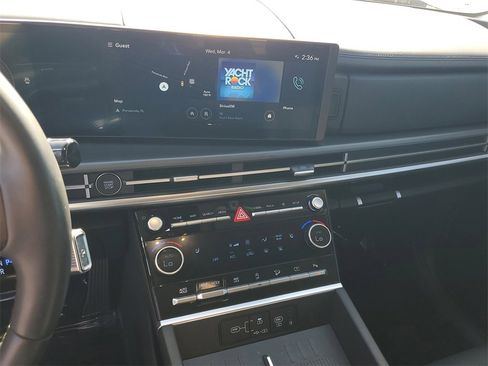 Used 2024 Hyundai Santa Fe XRT image 16