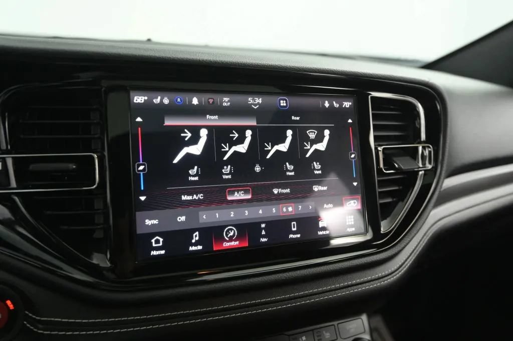 Used 2022 Dodge Durango SRT AWD/4WD image 25