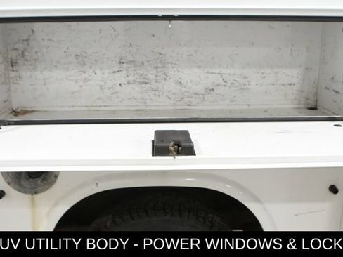 Used 2014 Chevrolet Express 3500 RWD image 28