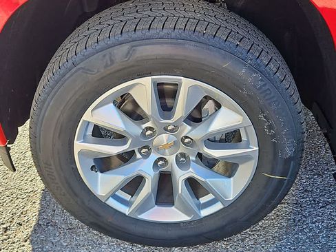 Used 2026 Chevrolet Silverado 1500 Custom RWD image 12