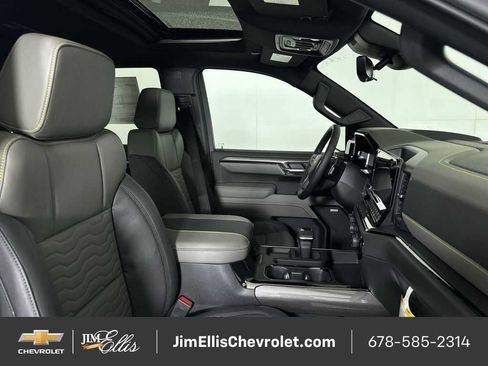 New 2026 Chevrolet Silverado 1500 ZR2 image 57
