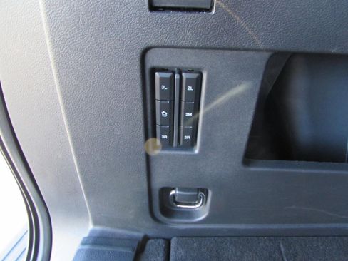 Used 2024 Ford Expedition Max Limited image 34