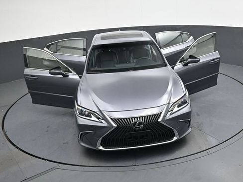 Used 2019 Lexus ES 350 w/ Accessory Package 2 FWD image 34