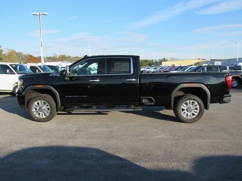 Used 2021 GMC Sierra 3500 Denali w/ Denali Ultimate Package image 3