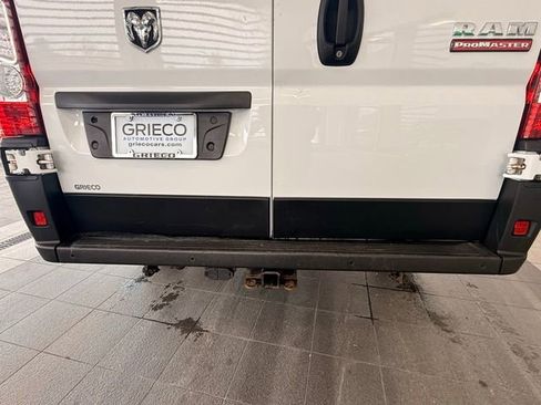 Used 2022 RAM ProMaster 2500 w/ Driver Convenience Group FWD image 11