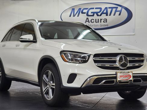 Used 2021 Mercedes-Benz GLC 300 4MATIC image 2