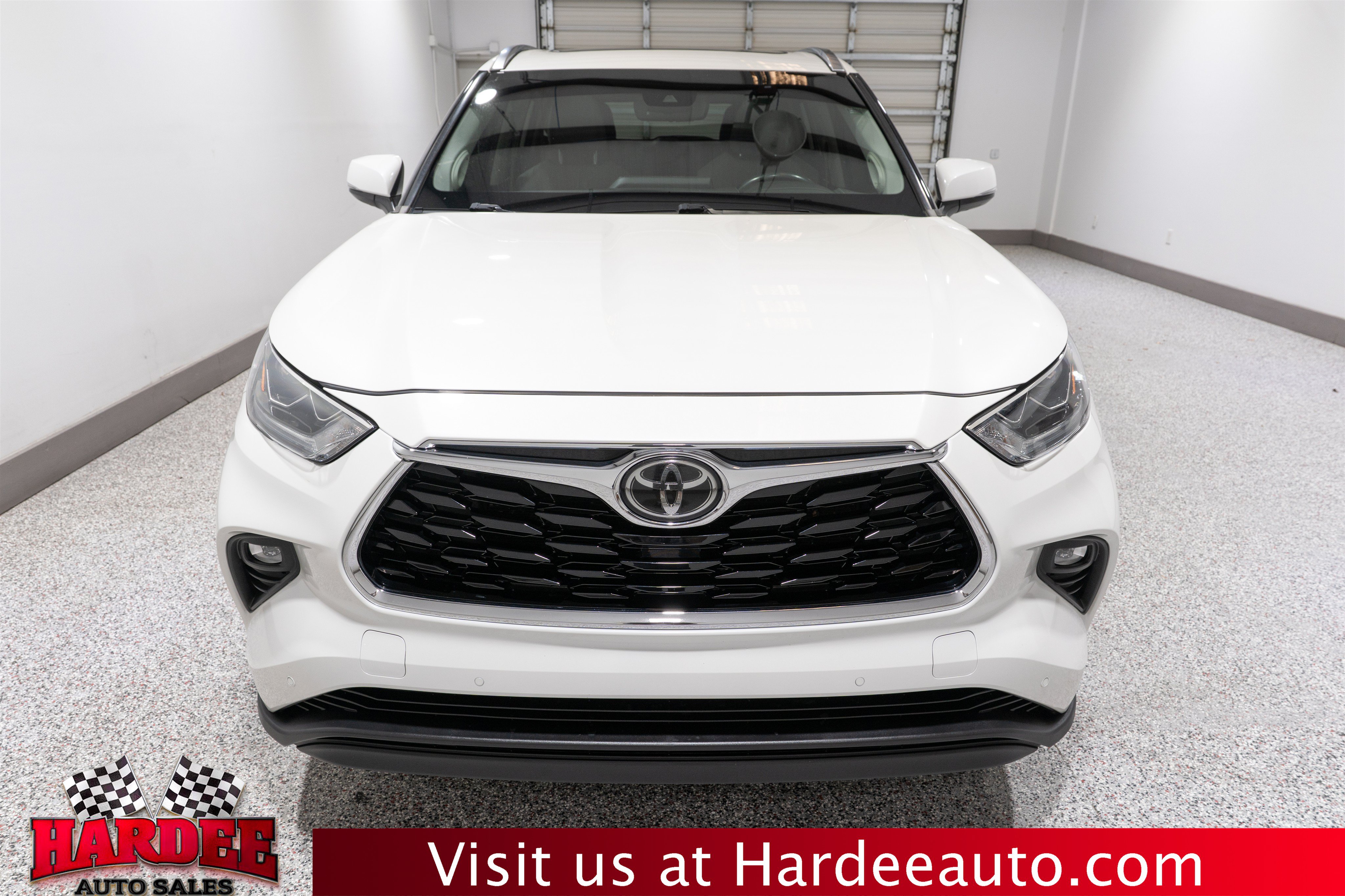 Used 2021 Toyota Highlander Limited FWD image 7