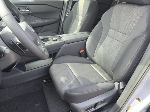 New 2026 Nissan Rogue SV w/ Cold Weather Package AWD/4WD image 19