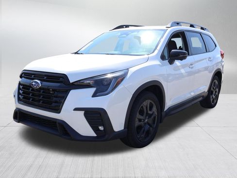 Used 2023 Subaru Ascent Onyx Edition Limited AWD/4WD image 3