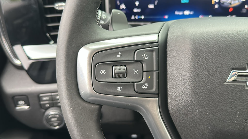 New 2026 Chevrolet Silverado 1500 RST w/ Dark Appearance Package AWD/4WD image 18