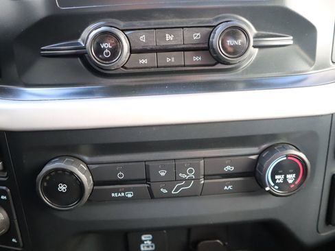 Used 2022 Ford F150 XLT w/ Trailer Tow Package image 36