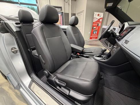 Used 2016 Volkswagen Beetle 1.8T SEL FWD image 4