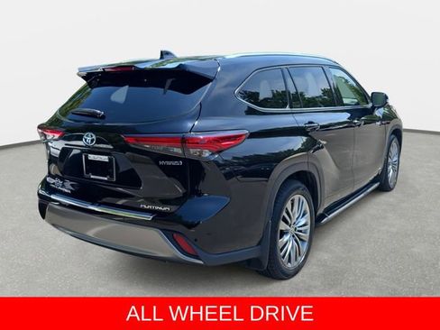 Used 2021 Toyota Highlander Platinum AWD/4WD image 5