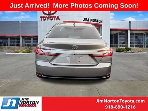 Used 2026 Toyota Camry XLE FWD image 6